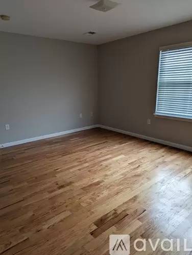 Main picture of 247 Shepard Ave