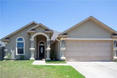 Main picture of 6114 Queen Bess Dr