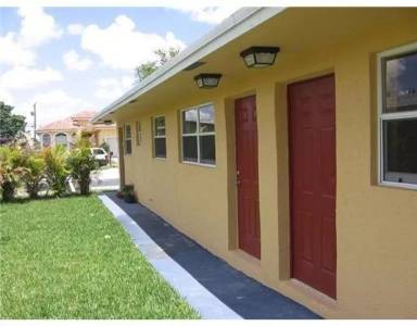 Main picture of 2830 NW 15th Ct