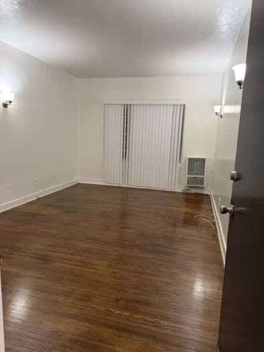 Main picture of 636 N Plymouth Blvd