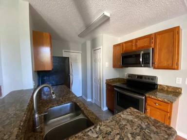 Main picture of 954 Forest Ridge Ct