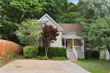Main picture of 207 N 12th St
