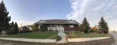 Main picture of 132 N 2162 W