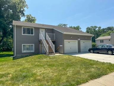 Main picture of 3106 West St