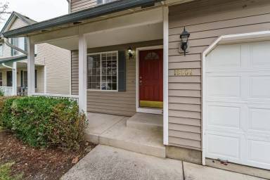 Main picture of 18805 SE 17th St