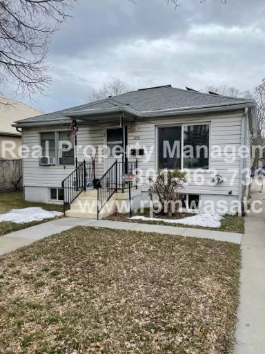 Main picture of 1155 W Pacific Ave