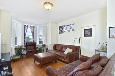 Main picture of 8 Garrison St