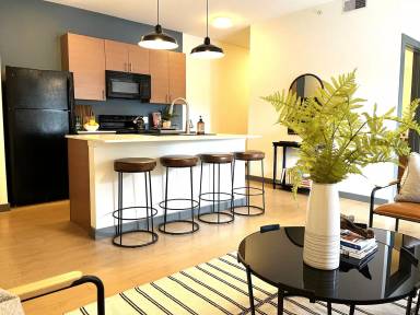 Main picture of 4144 De Tonty St