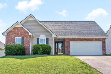 Main picture of 1697 Cedar Springs Cir