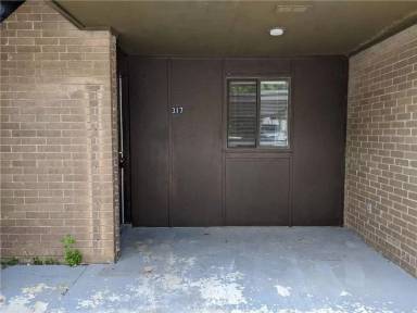 Main picture of 307 S 7th St