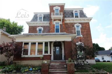 Main picture of 423 W 4th St