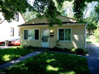 Main picture of 12063 Rockland