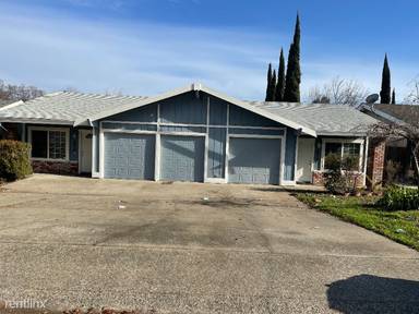 Main picture of 4916 Walnut Ave