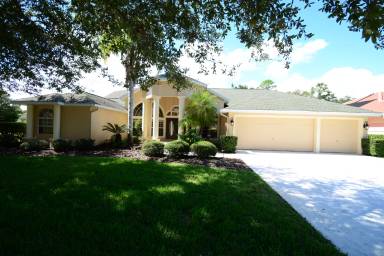 Main picture of 47 Old Oak Dr S