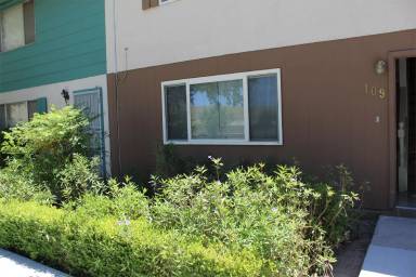 Main picture of 109 Greenbriar Townhouse Way