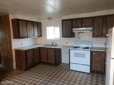 Main picture of 1600 3rd St W