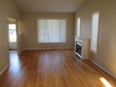 Main picture of 4952 49th Ave NE