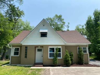 Main picture of 5717 Cleveland St