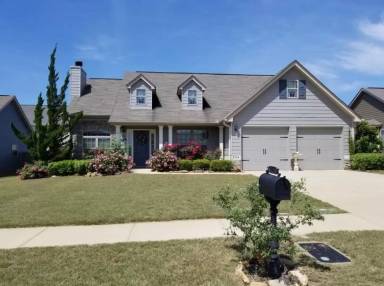 Main picture of 2704 Matsu Ln