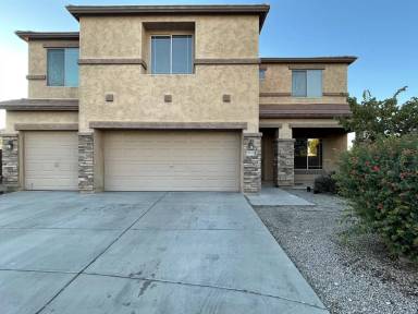 Main picture of 2218 N 93rd Ln