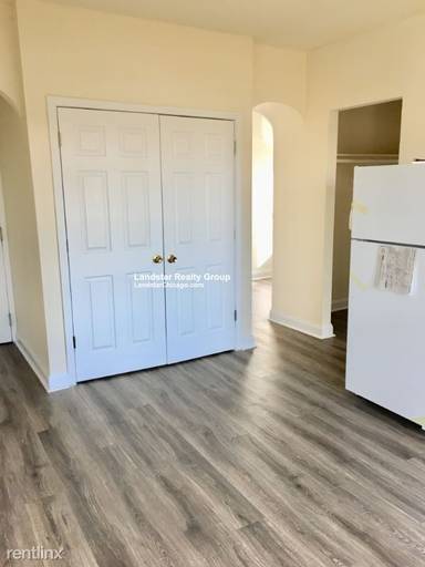 Main picture of 5417 Kenmore Apartments