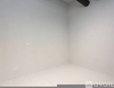 Main picture of 213 N Racine Ave