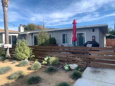 Main picture of 1008 Florida St