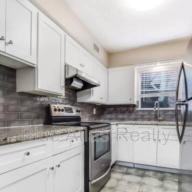 Main picture of 3903 Hawthorne Ave