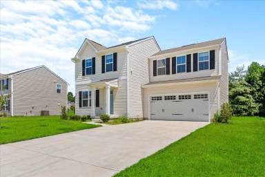 Main picture of 30127 Moorings Reach