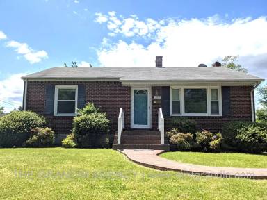 Main picture of 1012 Carolina Ave