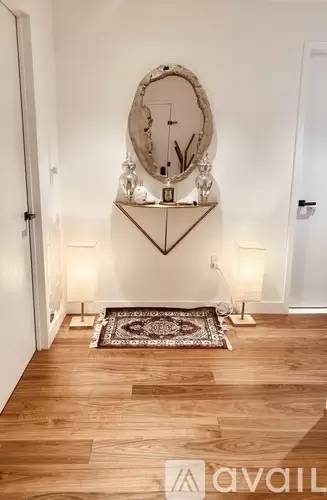 Main picture of 2 Shore Ln