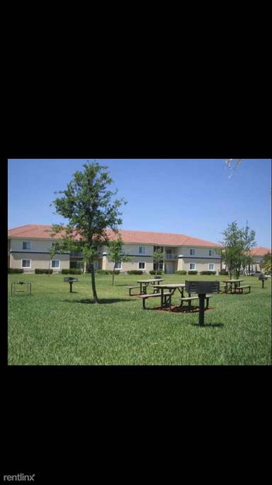 Main picture of 1133 Golden Lakes Blvd
