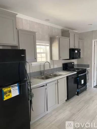Main picture of 602 NW 9th St