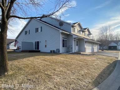 Main picture of 315 Creekside Dr