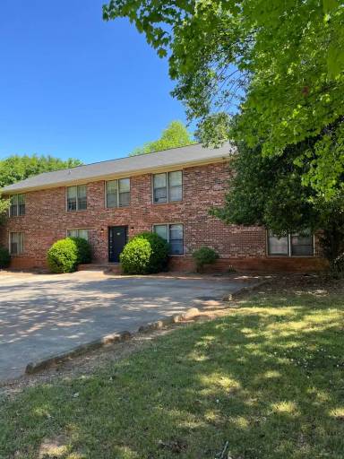 Main picture of 139 Barrington Pl