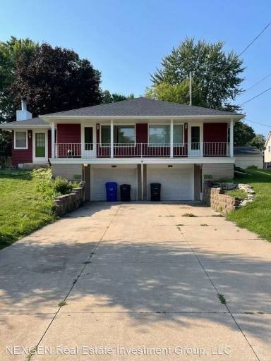Main picture of 613 E South River St