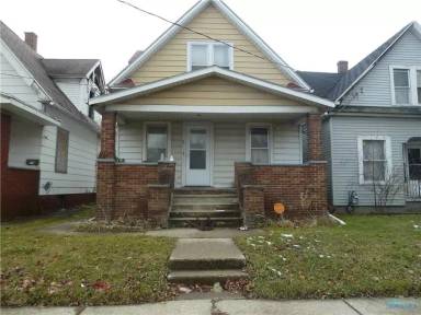 Main picture of 31 W Weber St