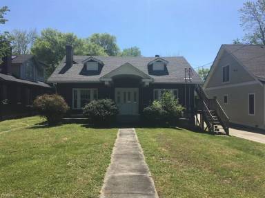 Main picture of 3816 Baxter Ave