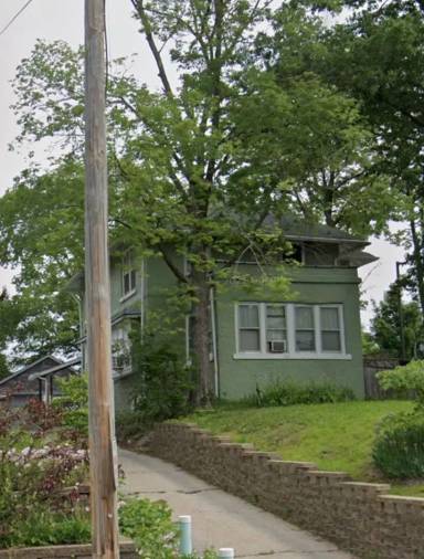 Main picture of 109 E Stewart Rd