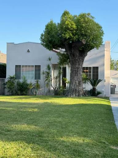 Main picture of 84 W Palm Dr
