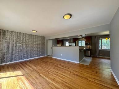 Main picture of 3343 W Wagon Trail Dr