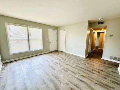 Main picture of 5416 Reflection Dr