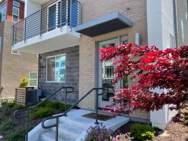 Main picture of 176 Agustin Narvaez St