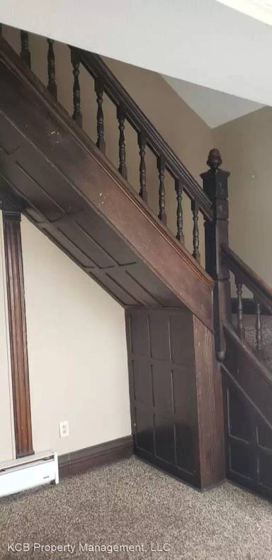 Main picture of 618 Helm St