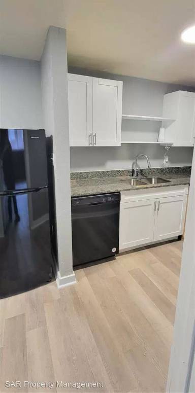 Main picture of 6928 SW 6th Pl