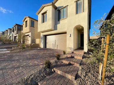Main picture of 11544 Observation Point Ave