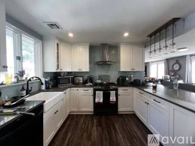 Main picture of 46 Franklin St