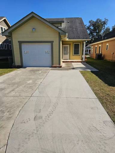 Main picture of 1233 11th St