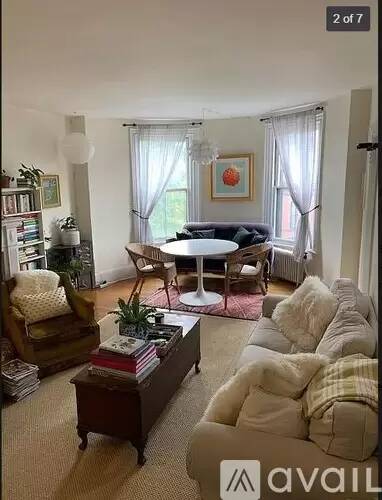 Main picture of 8 Brimmer St