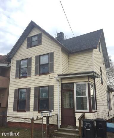 Main picture of 30 Henry St